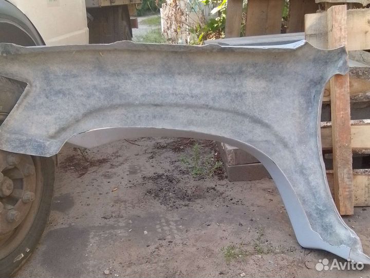 Крыло левое переднее, правое крыло переднее.safe