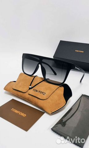 Солнцезащитные очки Tom Ford