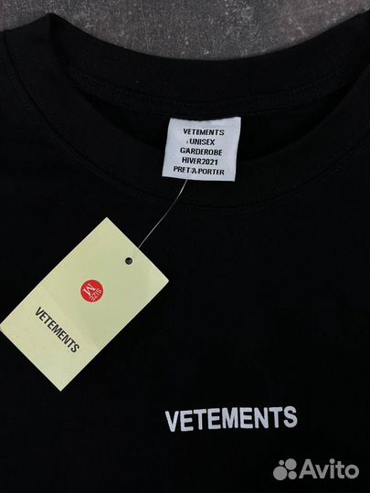 Футболка vetements