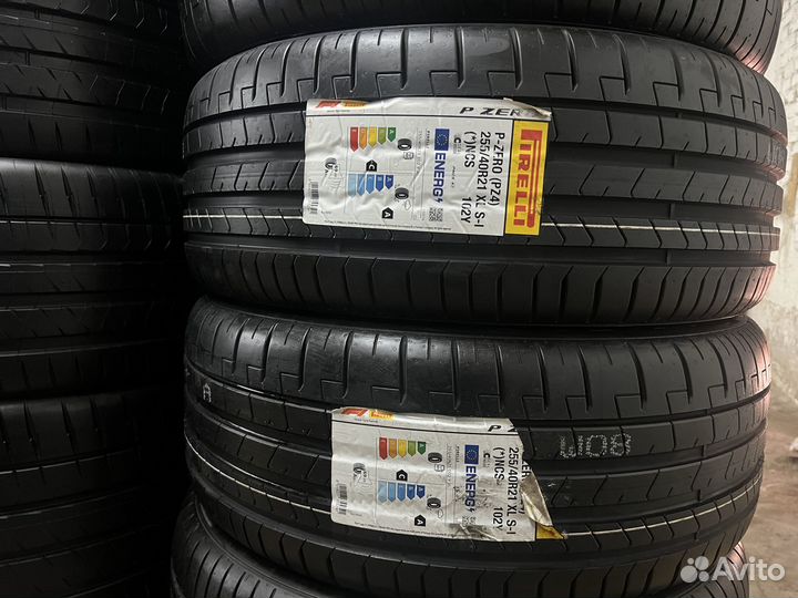 Pirelli P Zero PZ4 255/40 R21 и 285/35 R21 102Y