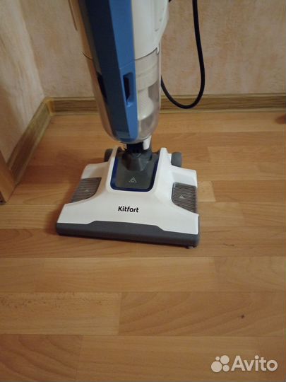 Вертикальный пылесос