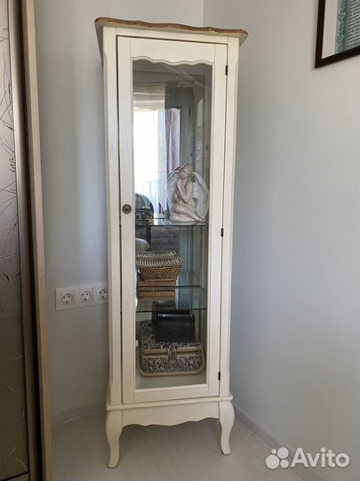 Шкаф сервант