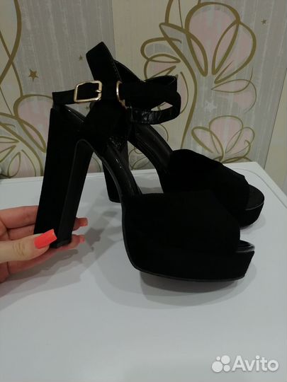 Босоножки женские, 39