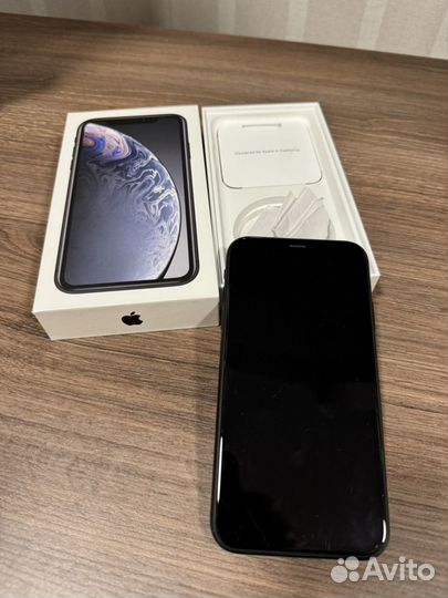 iPhone Xr, 64 ГБ