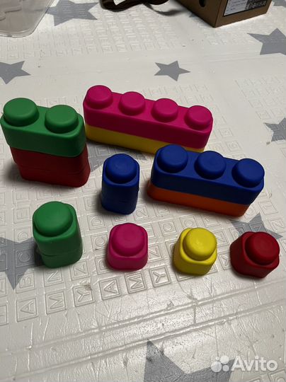 Игрушки для малышей пакетом