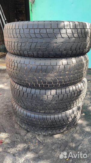 Dunlop Grandtrek SJ6 215/70 R16