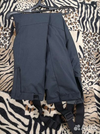 Костюм горнолыжный