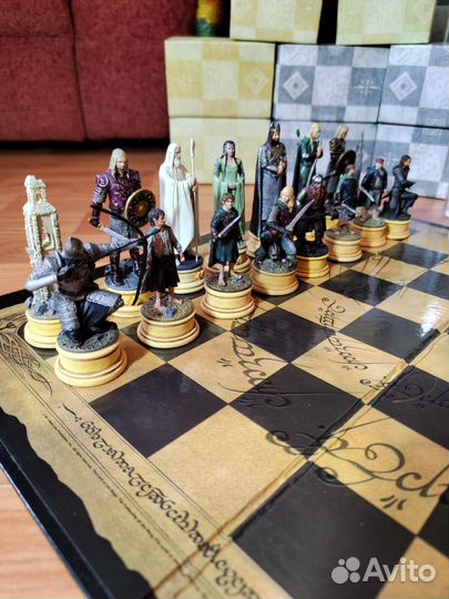 Шахматы Властелин колец 32ф.+З ф. Коллекц