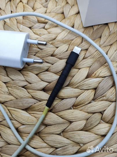 Телефон iPhone 5s