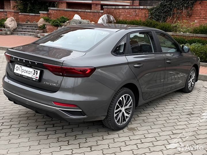 Аренда и прокат нового джилли без водителя