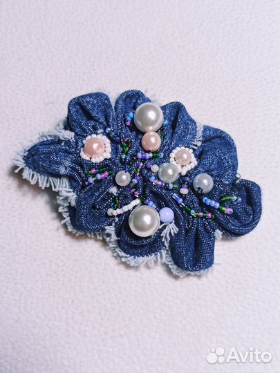 Брошь в стиле бохо