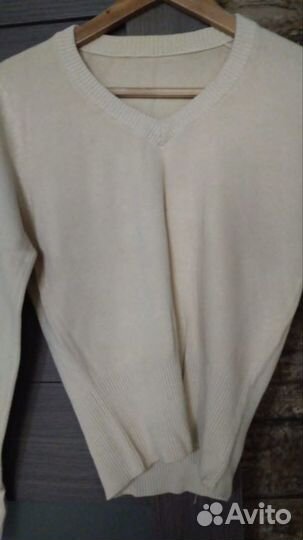 Свитер женский