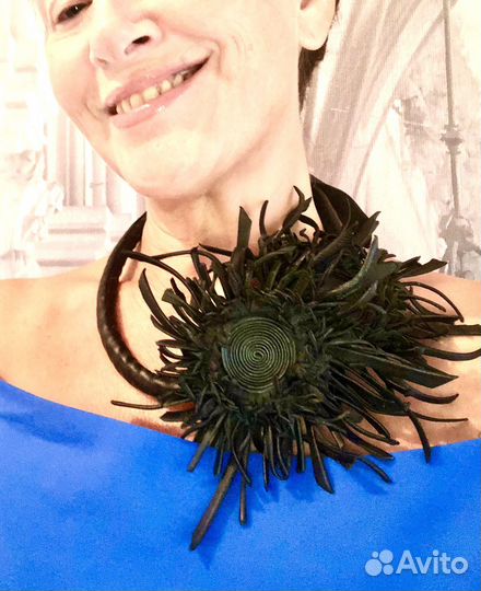 Брошь из кожи «Магия»бренда jutomanic