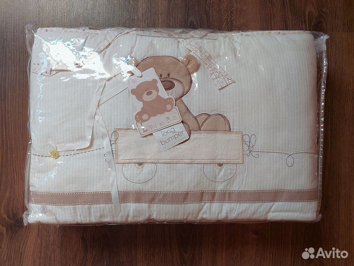 Длинный бортик для детской кроватки