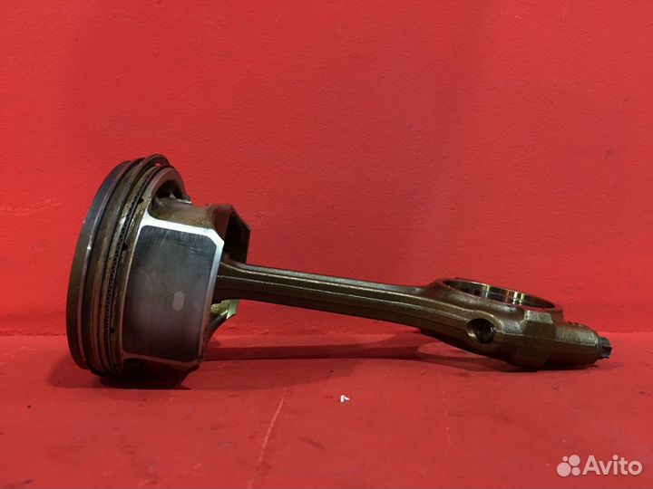 Поршень с шатуном Opel Insignia A хетчбэк A18XER