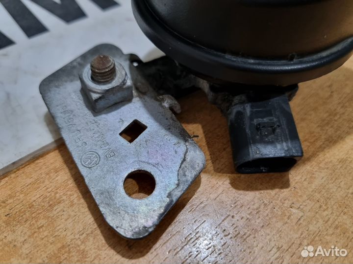 Звуковой сигнал фольксваген поло 2012 год