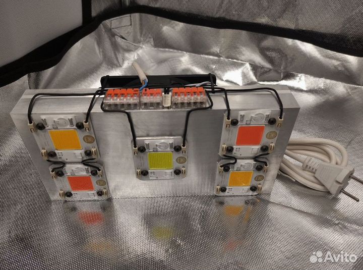 Фитолампа для гроубокс