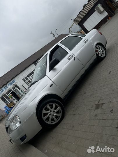 Сидения на priora 2