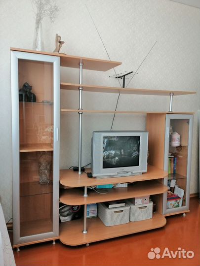 Стенка в гостиную бу