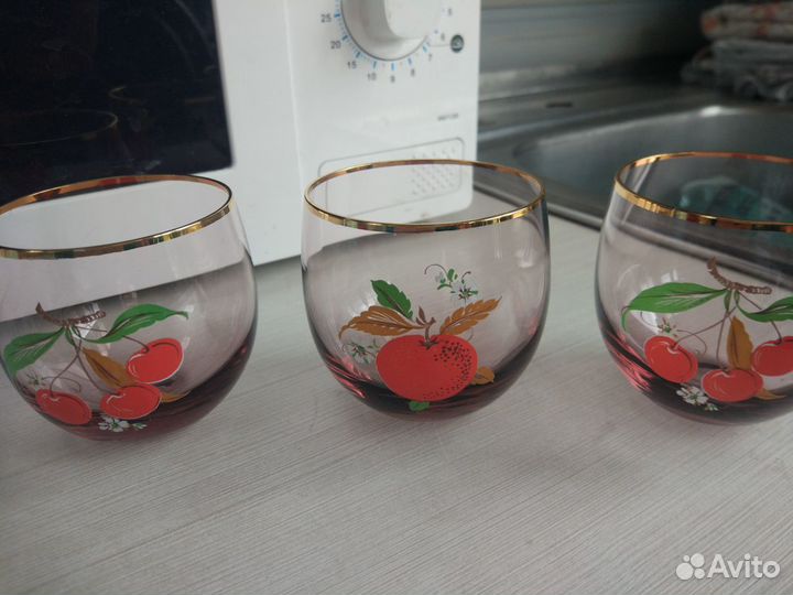 Стеклянная и керамическая посуда