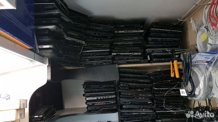 Корпуса ноутбуков Dell с разбора