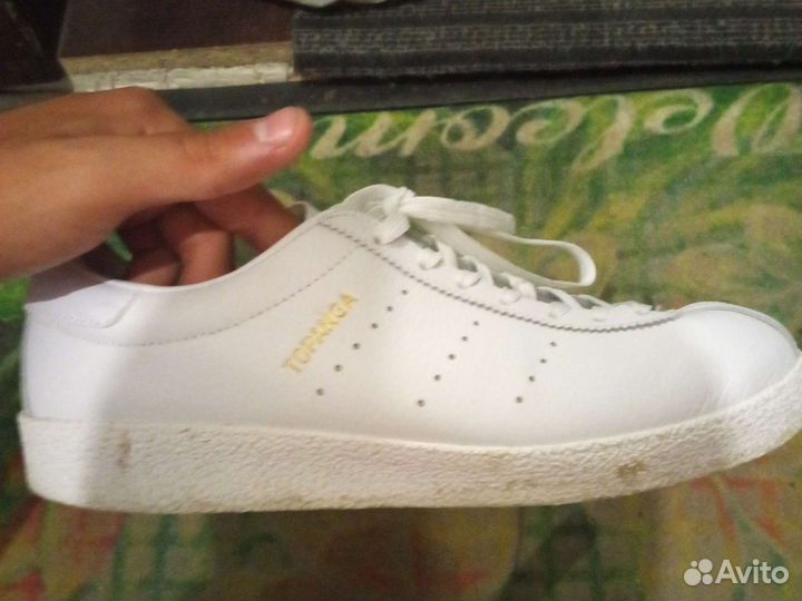 Кроссовки adidas