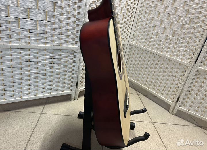 Гитара для обучения с комплектом