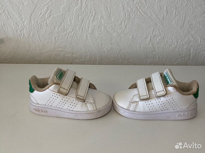 Кроссовки детские adidas 20 размер