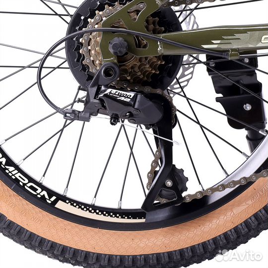 Велосипед зеленый на 20 колёса на ребенка