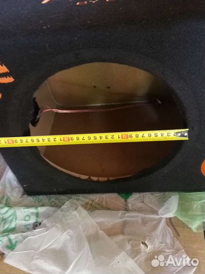 Коробка для сабвуфера