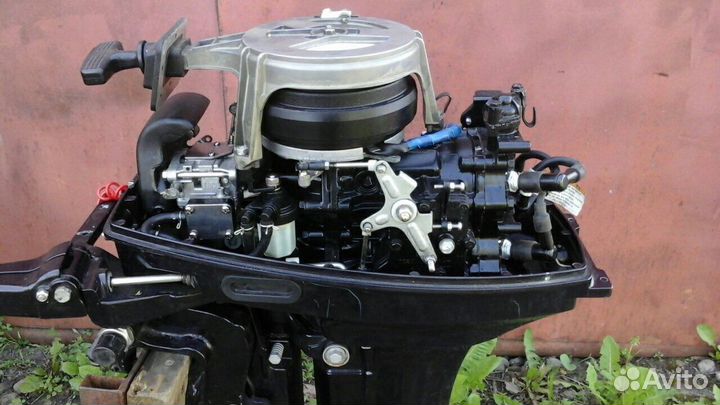 Лодочный мотор Тохатсу 9,9-18лс