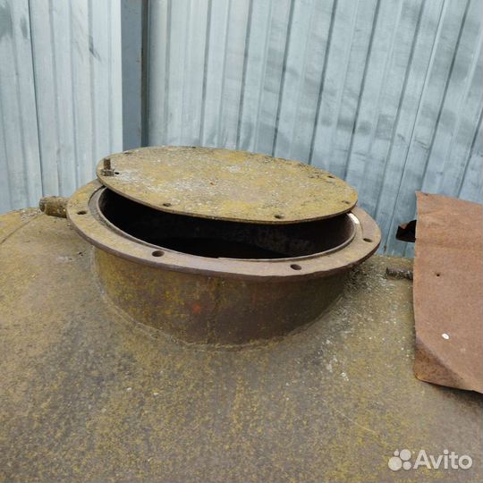 Бак для воды металлический