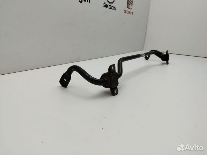 Задний стабилизатор VW Golf 7 5QM511305