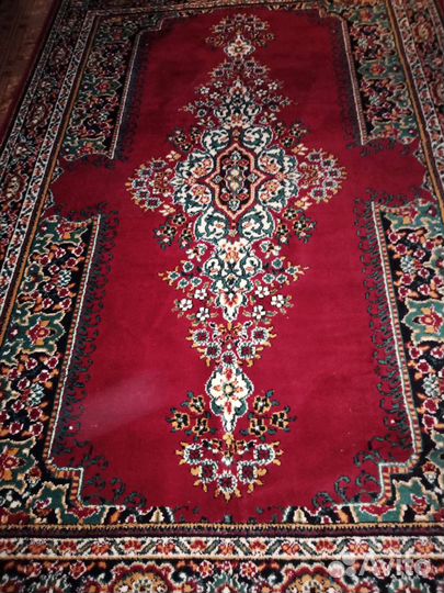 Ковер шерстяной