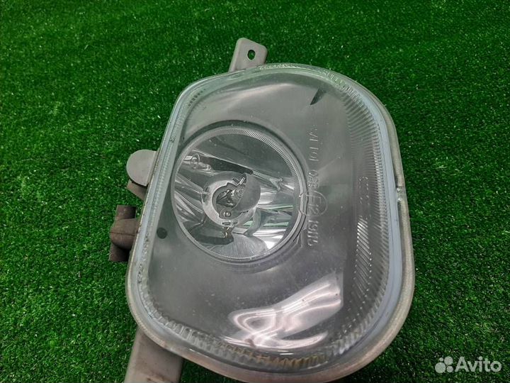 Птф передняя правая Volvo XC90 2006