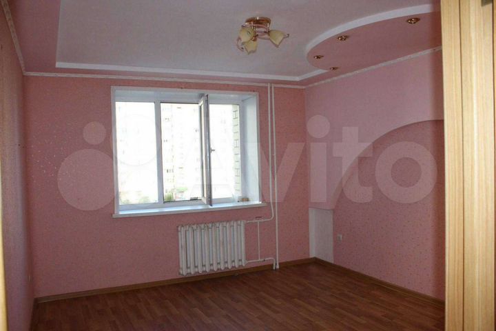 2-к. квартира, 65 м², 4/10 эт.