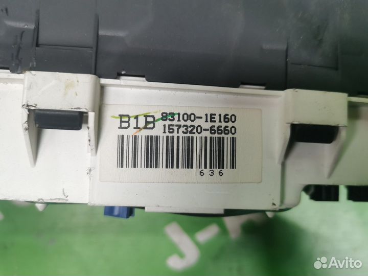 Панель приборов Toyota Corolla