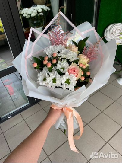 Авторский букет с розами