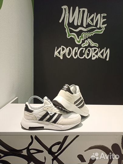 Кроссовки Retropy F2 J White Black