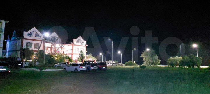 Дом 1000 м² на участке 8,3 сот.