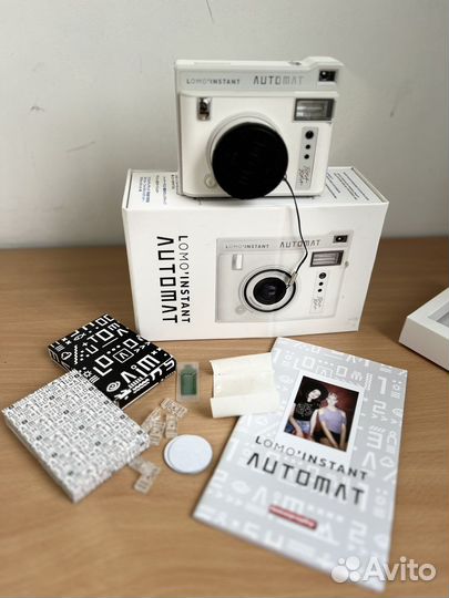 Фотоапарат lomo Instant Automat Bora Bora