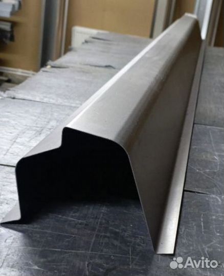 Ремонтные пороги Toyota Mark II (X90) цинк