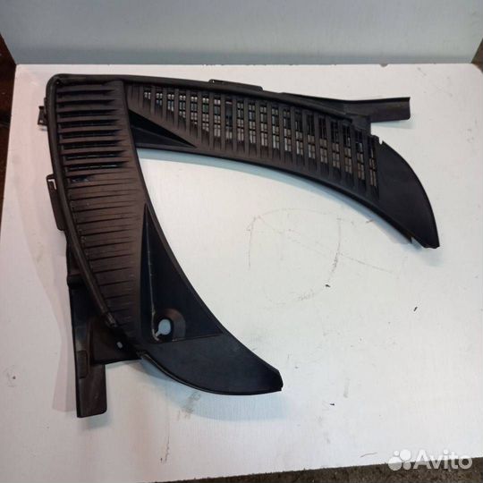 Дождевик Ford Expedition 3 2008 7L1Z-78022A68-AA