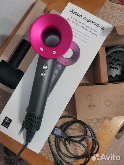 Фен dyson supersonic