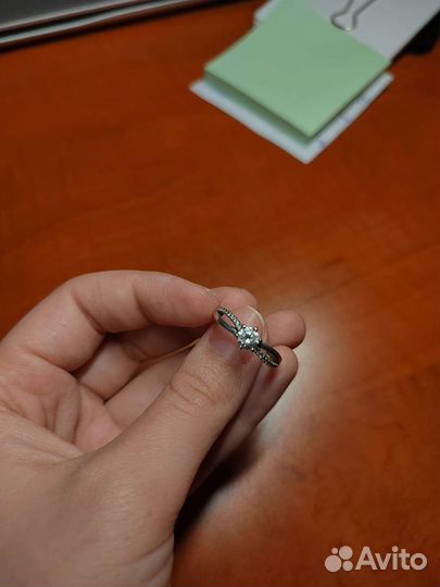 Серебряное кольцо женское