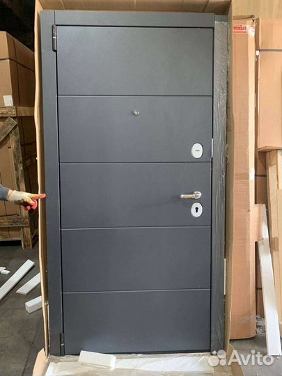 Входная дверь царговая