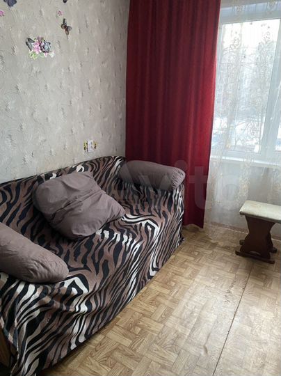 Комната 13 м² в 3-к., 1/10 эт.