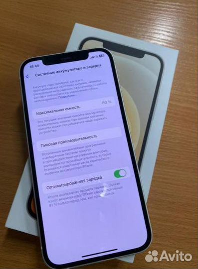 iPhone 12, 64 ГБ