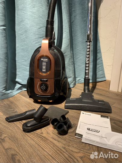 Пылесос vitek VT-8117 BK