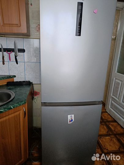 Холодильник Haier